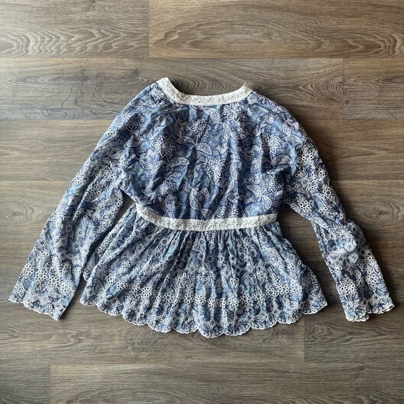 Free People Eyelet Lace Paisley Tie Front Top Blue Boho Flowy Size S Cottagecore - Picture 8 of 9